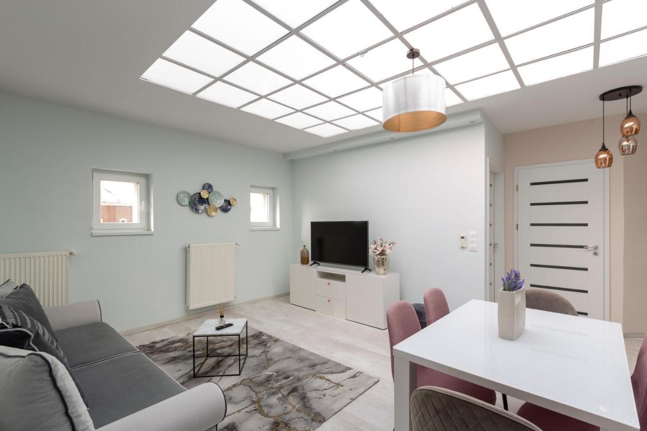 Luxurious Karoly Apartment In The Heart Of Budapest Eksteriør bilde