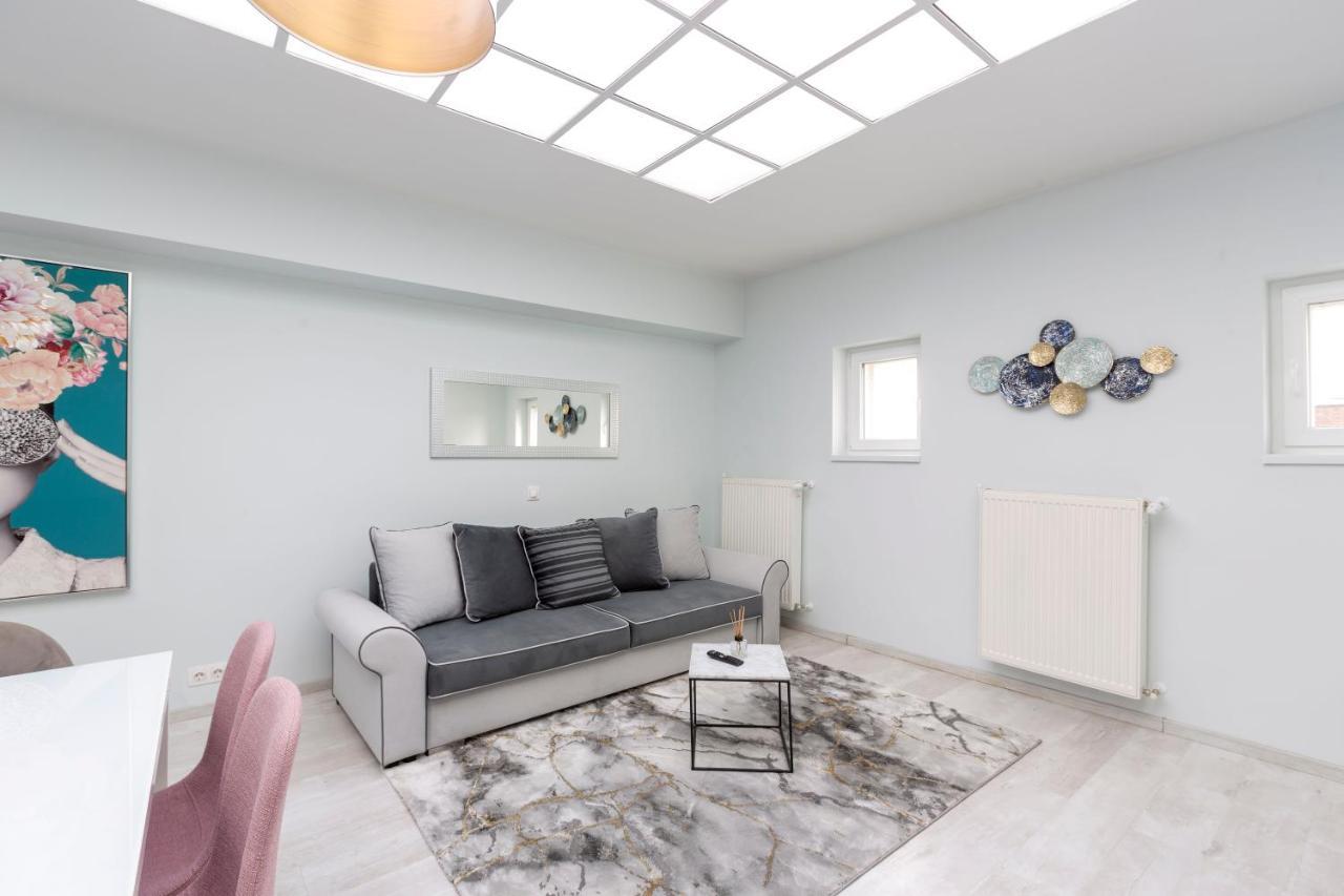 Luxurious Karoly Apartment In The Heart Of Budapest Eksteriør bilde